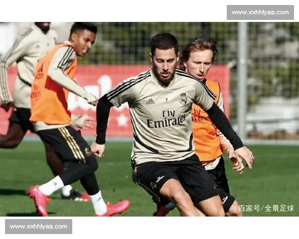 西甲联赛战术演变与豪门球队竞争格局全景深度解析当代发展趋势探讨